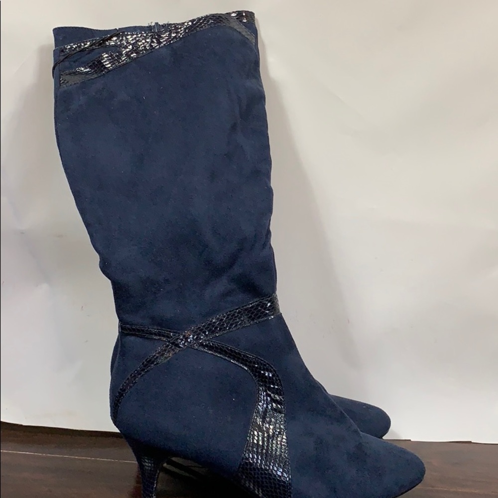 Impo Nadia navy blue heeled boots size 8 NWT